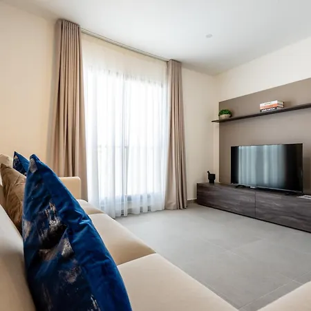 Bright And Modern 2 Bedroom Apartment Is-Swieqi Exterior photo